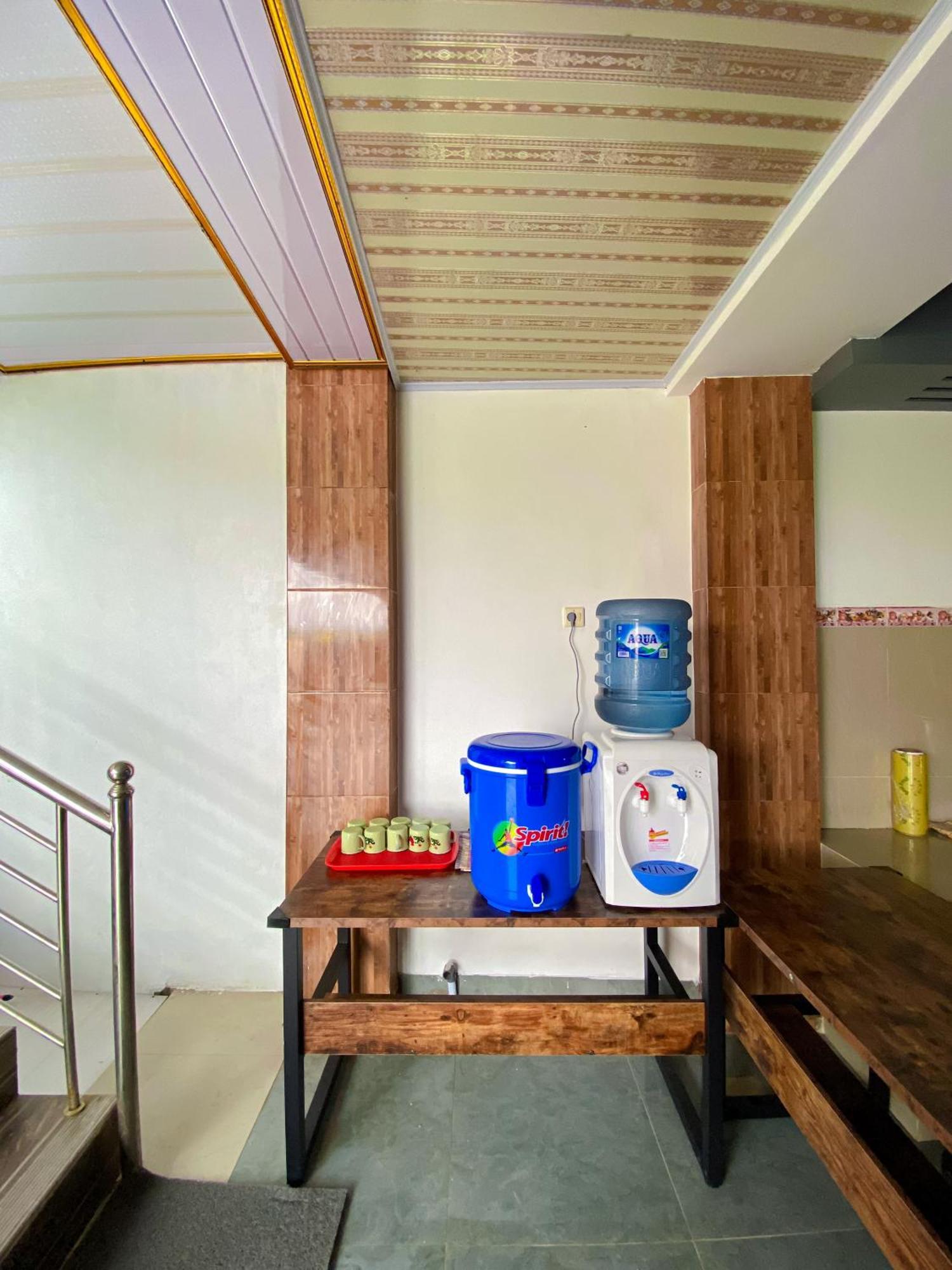 Hotel Wijaya Family 2 Kalasan Bagian luar foto